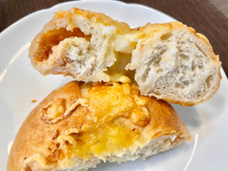 「Gluttony’s Bagel Labo 明太餅チーズベーグル 1個」のクチコミ画像 by やにゃさん