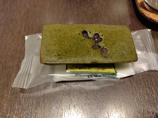 「nana’s green tea 抹茶フィナンシェ 1個」のクチコミ画像 by ぴのこっここさん