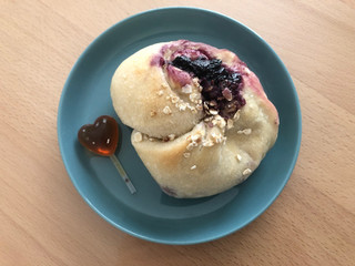 「maru bagel ブルーベリーレアチーズ 一個」のクチコミ画像 by こつめかわうそさん