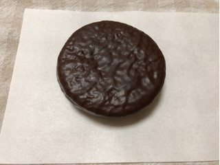 「ロッテ チョコパイ チョコレートの沼にようこそ 袋1個」のクチコミ画像 by nagomi7さん