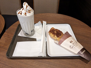 「サンマルクカフェ コーヒーゼリーパフェスムージーwith北海道ミルクソフト S」のクチコミ画像 by ゅぃぽんさん