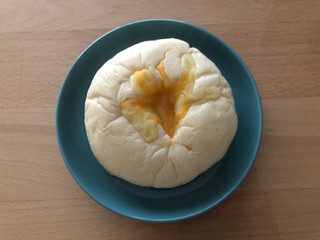 「第一パン 白いクワトロチーズパン」のクチコミ画像 by こつめかわうそさん
