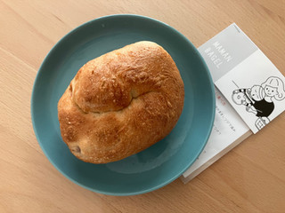 「maman bagel 無花果くるみクリームチーズベーグル 一個」のクチコミ画像 by こつめかわうそさん