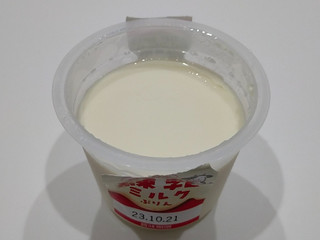 「トーラク 練乳ミルクぷりん カップ85g」のクチコミ画像 by ばぶたろうさん