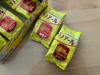「YBC ノアール薄焼き バナナクリーム 箱3枚×6」のクチコミ画像 by こつめかわうそさん