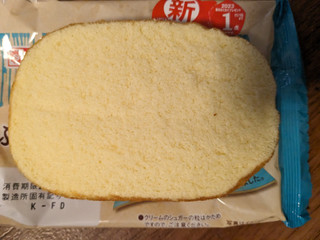「ヤマザキ ふわふわフロマージュクリームサンド 袋1個」のクチコミ画像 by ゅぃぽんさん