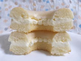 「ローソン Uchi Cafe’ × Milk MILK フィナンシェケーキ」のクチコミ画像 by ゆるりむさん