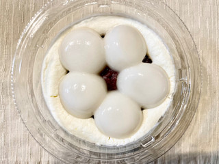 「セブン-イレブン 北海道十勝産小豆使用白玉クリームぜんざい」のクチコミ画像 by やにゃさん