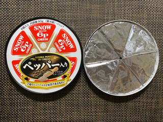 「雪印メグミルク 6Pチーズ ペッパー入り 6個」のクチコミ画像 by わらびーずさん