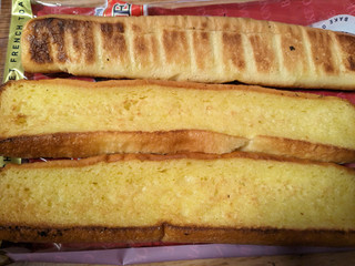 「ヤマザキ BAKEONE スイートフレンチトースト 袋3個」のクチコミ画像 by ゅぃぽんさん
