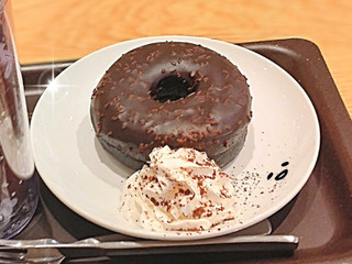 「スターバックス チョコレートクリームドーナツ」のクチコミ画像 by よちえっちさん
