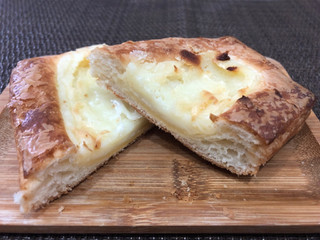 「Pasco 北海道クリームチーズデニッシュ 袋1個」のクチコミ画像 by 食い辛抱挽回中さん