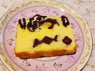 「スターバックス クッキーとチョコレートのパウンドケーキ」のクチコミ画像 by 紫の上さん