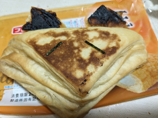 「フジパン 三角メロンホイップ 袋1個」のクチコミ画像 by ゅぃぽんさん