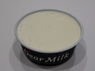 「明治 Dear Milk カップ130ml」のクチコミ画像 by ばぶたろうさん