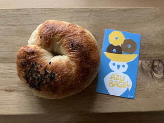 「AZU BAGEL スイートポテトクリームチーズ 1個」のクチコミ画像 by こつめかわうそさん