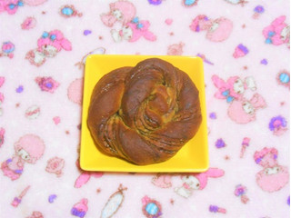 「ベースフード ベースブレッド チョコレート 袋1個」のクチコミ画像 by tibihiromiさん