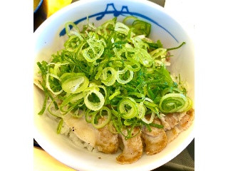 ネギ塩豚カルビ丼