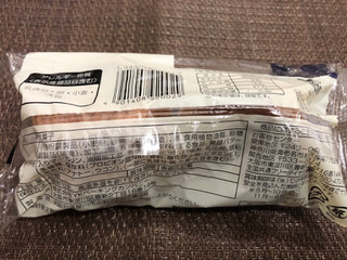 「神戸屋 しっとりバターマフィン 袋2個」のクチコミ画像 by 食い辛抱挽回中さん