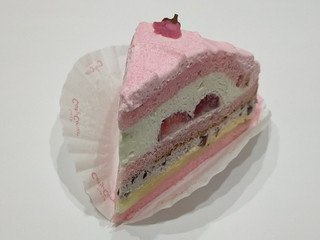 「銀座コージーコーナー さくらのケーキ」のクチコミ画像 by ばぶたろうさん