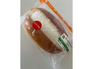 セブン-イレブン たっぷりホイップコッペ