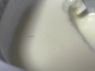 「トライアル 北海道浜中産生乳使用 なめらかヨーグルト 380g」のクチコミ画像 by mogumogueatさん