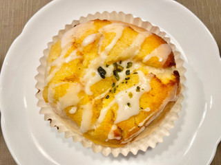 「inari bakery レモンケーキ」のクチコミ画像 by やにゃさん