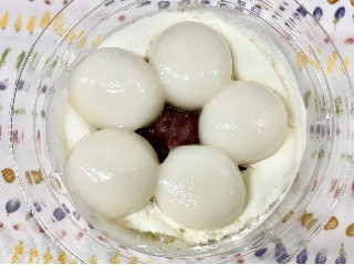 セブン-イレブン 北海道十勝産小豆使用白玉クリームぜんざい