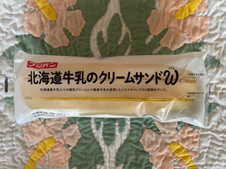 「フジパン 北海道牛乳のクリームサンドW 袋1個」のクチコミ画像 by milkypokoさん