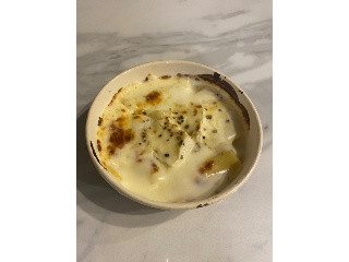 セブン-イレブン リガトーニのカマンベールチーズグラタン
