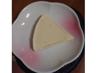 Q・B・B チーズデザート 国産白桃 6個