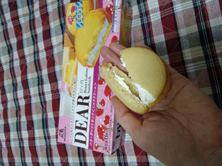 「森永製菓 ディアバターガレットサンド ミルククリーム 箱6個」のクチコミ画像 by もりもりさんさん