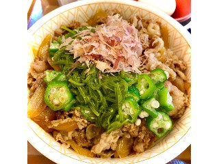 めかぶオクラ牛丼