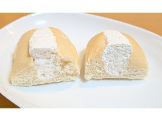 ローソン なめらかホイップロール