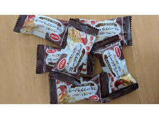 高評価】コープ フルーツグラノーラ チョコレートビターの感想・クチコミ・商品情報【もぐナビ】