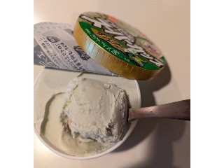 「明治 エッセル スーパーカップ ずんだ カップ200ml」のクチコミ画像 by りすさん