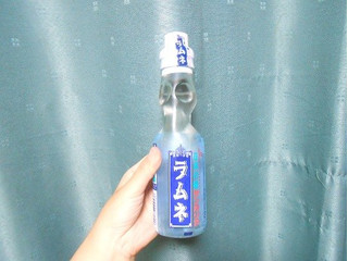 「サンガリア 日本の味ラムネ瓶 瓶200ml」のクチコミ画像 by tibihiromiさん