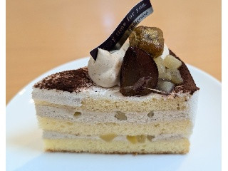 「シャトレーゼ 栗とさつまいものプレミアムショートケーキ」のクチコミ画像 by はるなつひさん