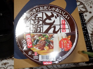 日清のあっさりおだしがおいしいどん兵衛 肉だしうどん