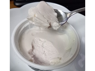 「ダノン オイコス プロテイン10g ブルーベリー カップ113g」のクチコミ画像 by さばおじさんさん