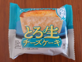 ファミリーマート とろ生チーズケーキ