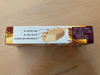 「ハーゲンダッツ バー クランブルベイクドチーズケーキ 箱80ml」のクチコミ画像 by こつめかわうそさん