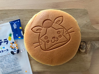 「神戸物産 台湾カステラ パイン＆ココナッツ味 一個」のクチコミ画像 by こつめかわうそさん