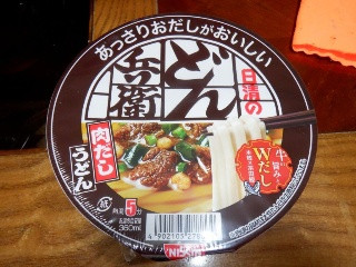 日清のあっさりおだしがおいしいどん兵衛 肉だしうどん