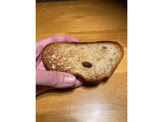 「ヤマザキ 塩バターフランスパン 袋7枚」のクチコミ画像 by くりくりたるとさん