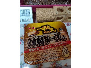 一平ちゃん夜店の焼そば 燻製チーズ味