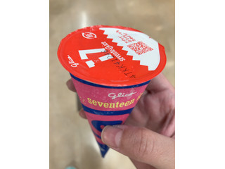 中評価】江崎グリコ セブンティーンアイス ブルーベリーのチーズケーキ