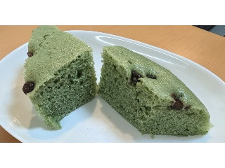 ヤマザキ ずっしりよもぎ蒸しぱん