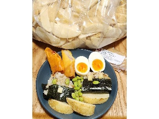 ナチュラルローソン 枝豆と塩昆布のもち麦入りおにぎり