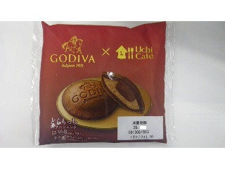 Uchi Cafe’ × GODIVA どらもっち
